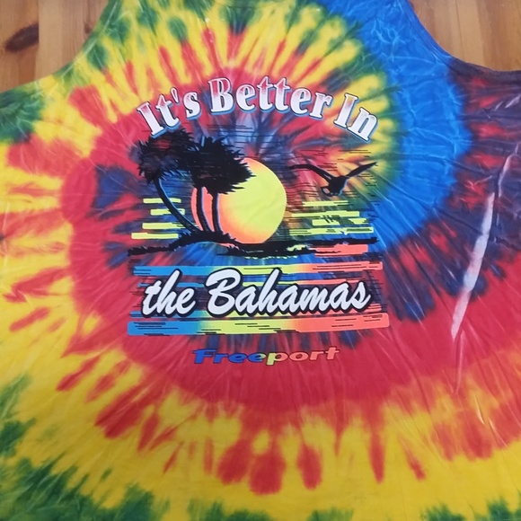 The Bahamas Tank - Picture 1 of 2